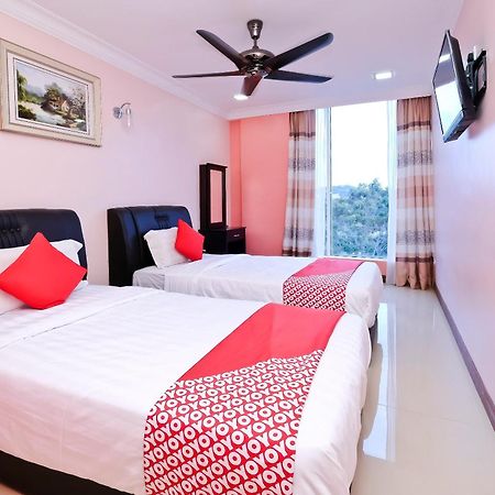 Oyo 714 Arina Hotel Bangi Eksteriør bilde
