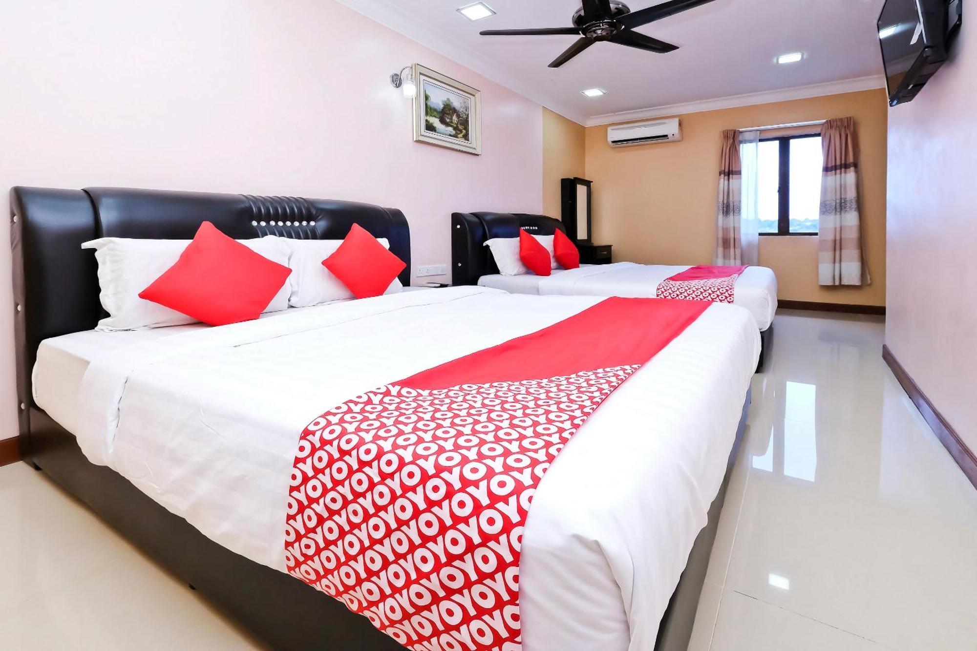 Oyo 714 Arina Hotel Bangi Eksteriør bilde